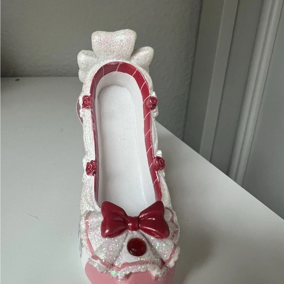 DISNEY Runway Shoe Ornaments 4" - MARY POPPINS Retired Rare High Heel - Picture 2 of 6